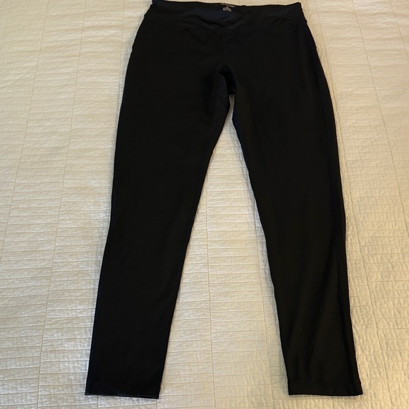 Zenana Outfitters Pants - Zenana NWOT Sports Black Leggings Large Black Leggings